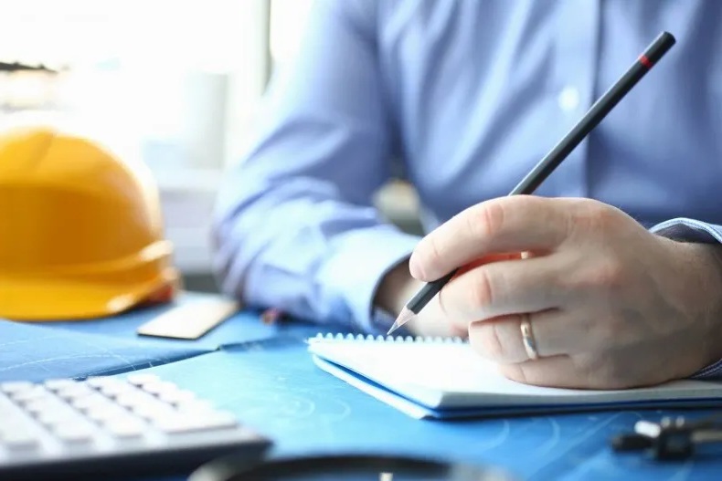 Équipe AGM Assurances, courtier spécialisé en assurance décennale pour les professionnels du bâtiment en France